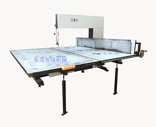導(dǎo)電棉立切機